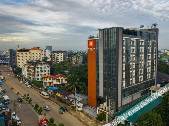 Hlaine Tet Hotel