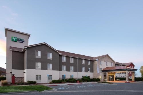 Holiday Inn Express & Suites DENVER SW-LITTLETON