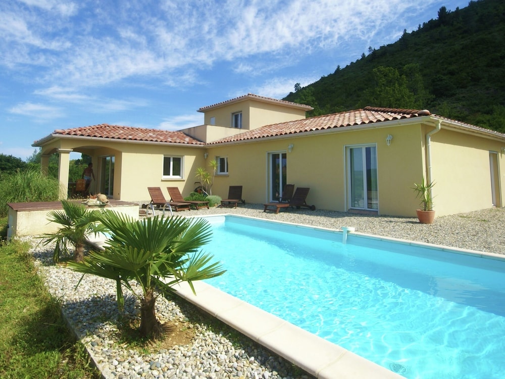 Beautifully Located Villa With Delightful Private Swimming Pool And Lovely View