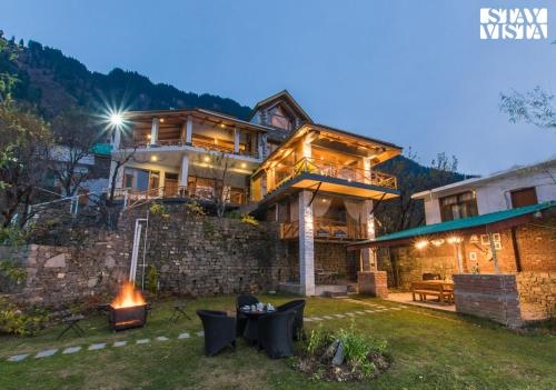 Thea Home by Vista Rooms