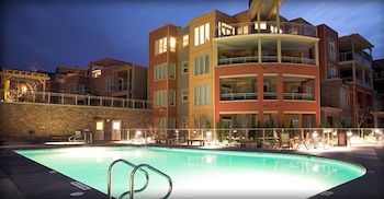 The Strand Lakeside Resort