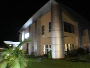 Moba Hotel & Convention Centre