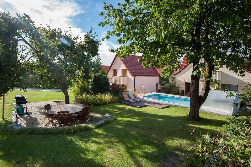Hotel Garni Pod Skalkou