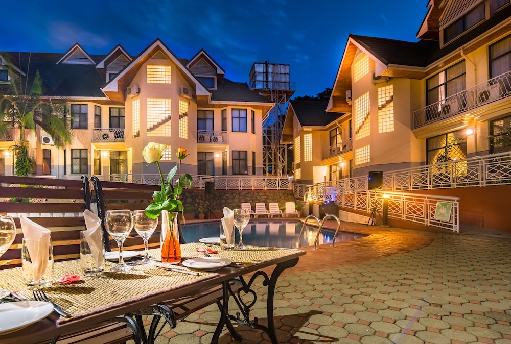 East African Hotel All Suites