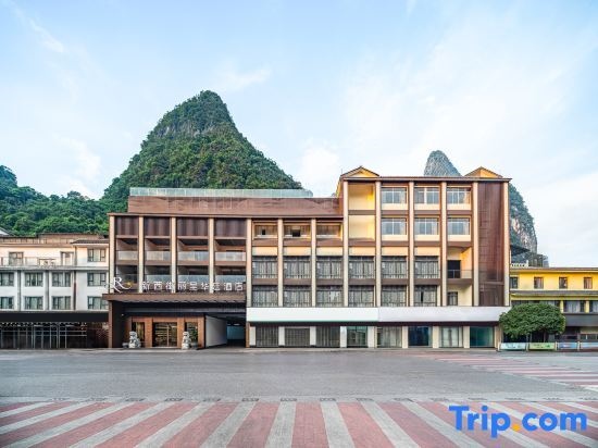 New West Street - Grand Wing