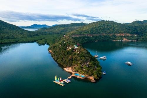 Puerto Del Sol Resort & Dive Center