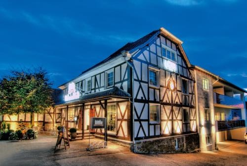 Burgcafe Rest.-Weinkeller