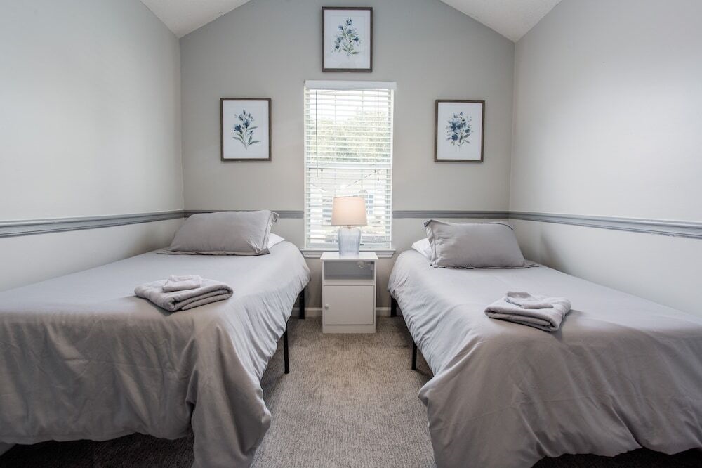 Basketball Court Cozy 3 Br In Decatur