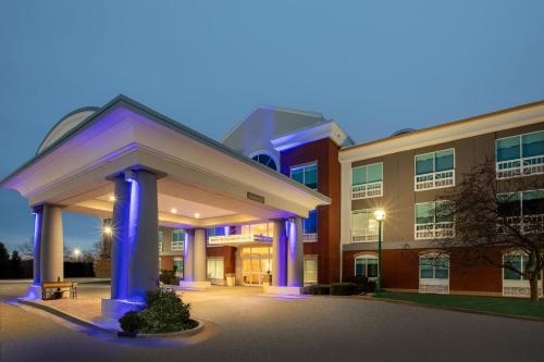 Holiday Inn Express & Suites GRAND RAPIDS-NORTH