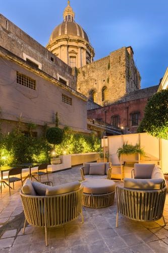 Bastio-Private-Suites