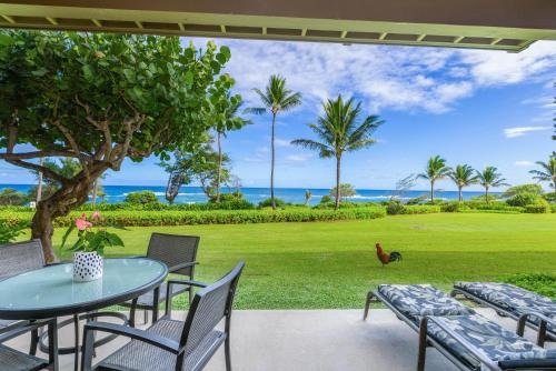 Kaha Lani Resort #121 Oceanfront Ground Floor