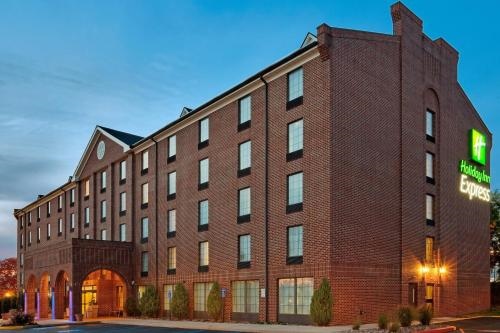 Holiday Inn Express HARRISBURG EAST - HERSHEY AREA