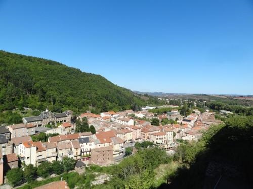 Les Hauts De Camares