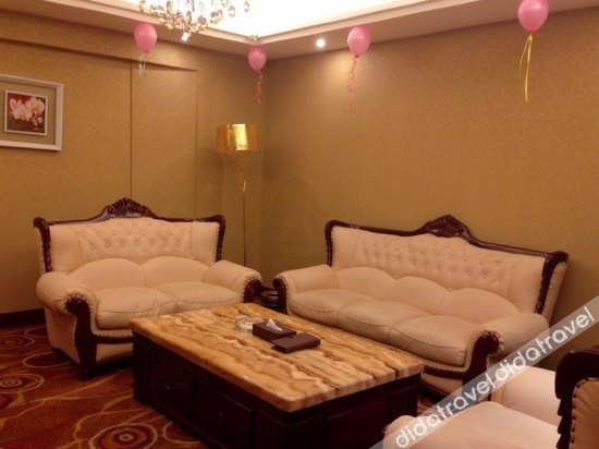 Xingkai Garden Hotel