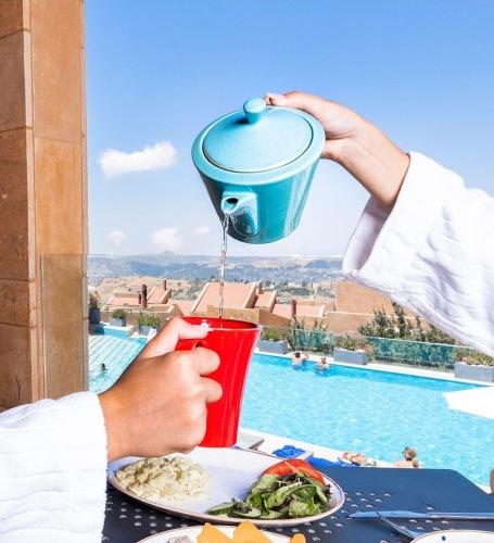 Oakridge Hotel & Spa