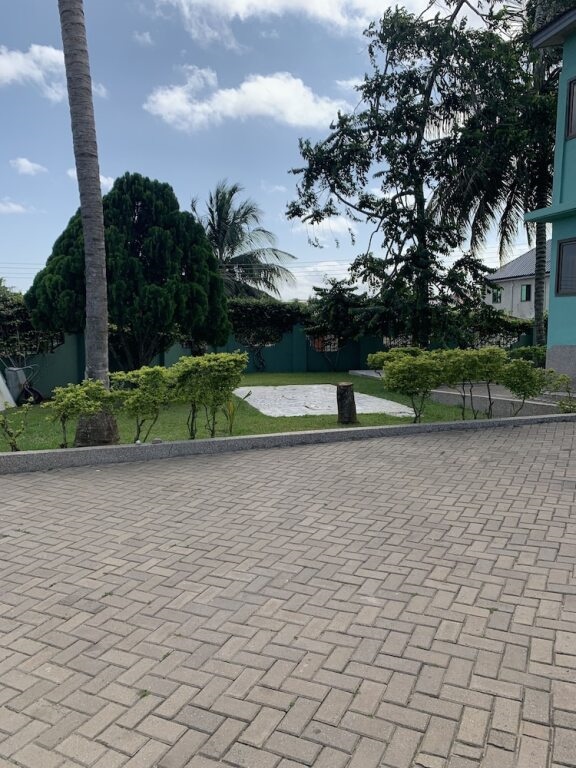 Sovitel Hotel And Restaurant