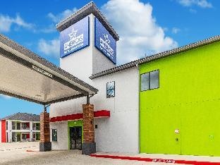 Americas Best Value Inn & Suites Kingwood IAH Airport