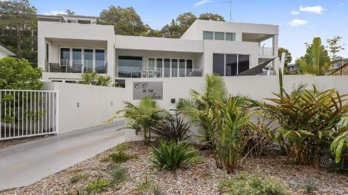 Beachfront By The Cc