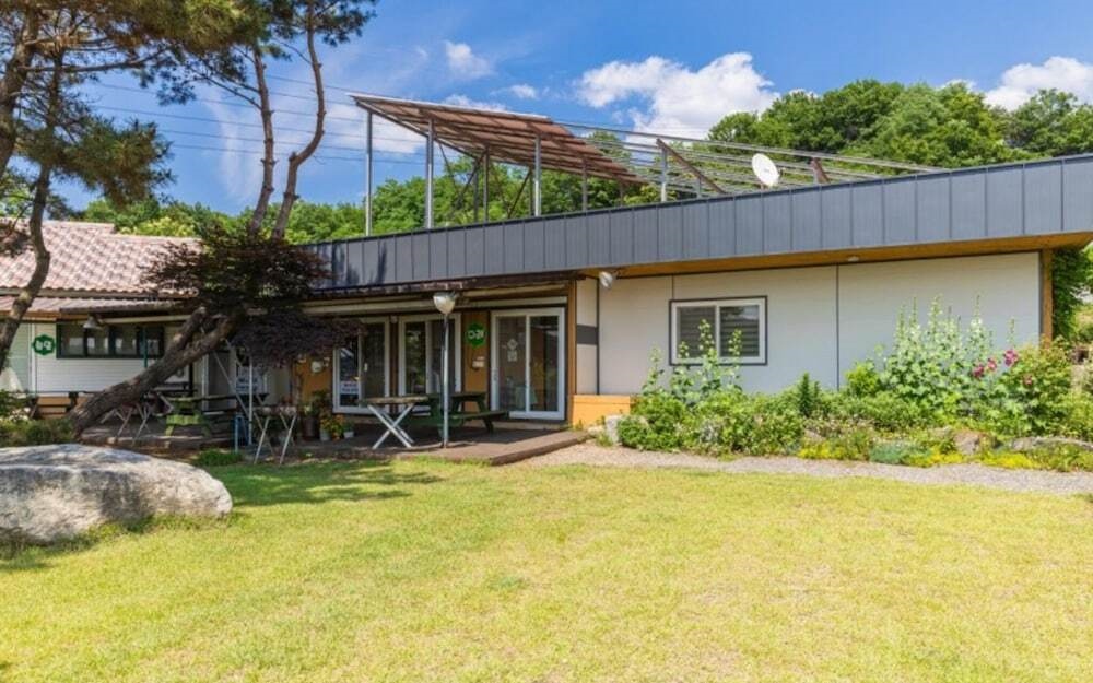 Nonsan Gyebaek Shuimtoe Camping Pension