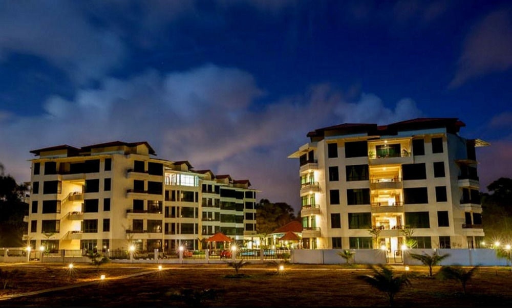 Samsuria Beach Resort & Residence