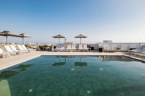 AC Hotel By Marriott St. Julian's