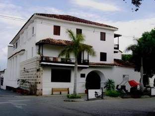 Hotel Mariscal Robledo