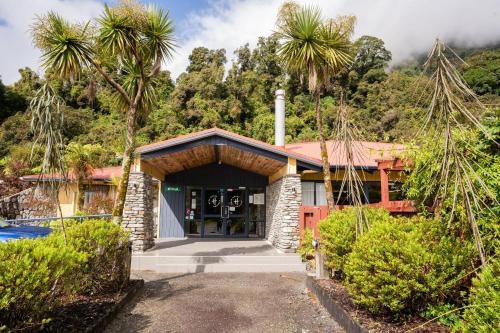 Yha Franz Josef (Adults Only)