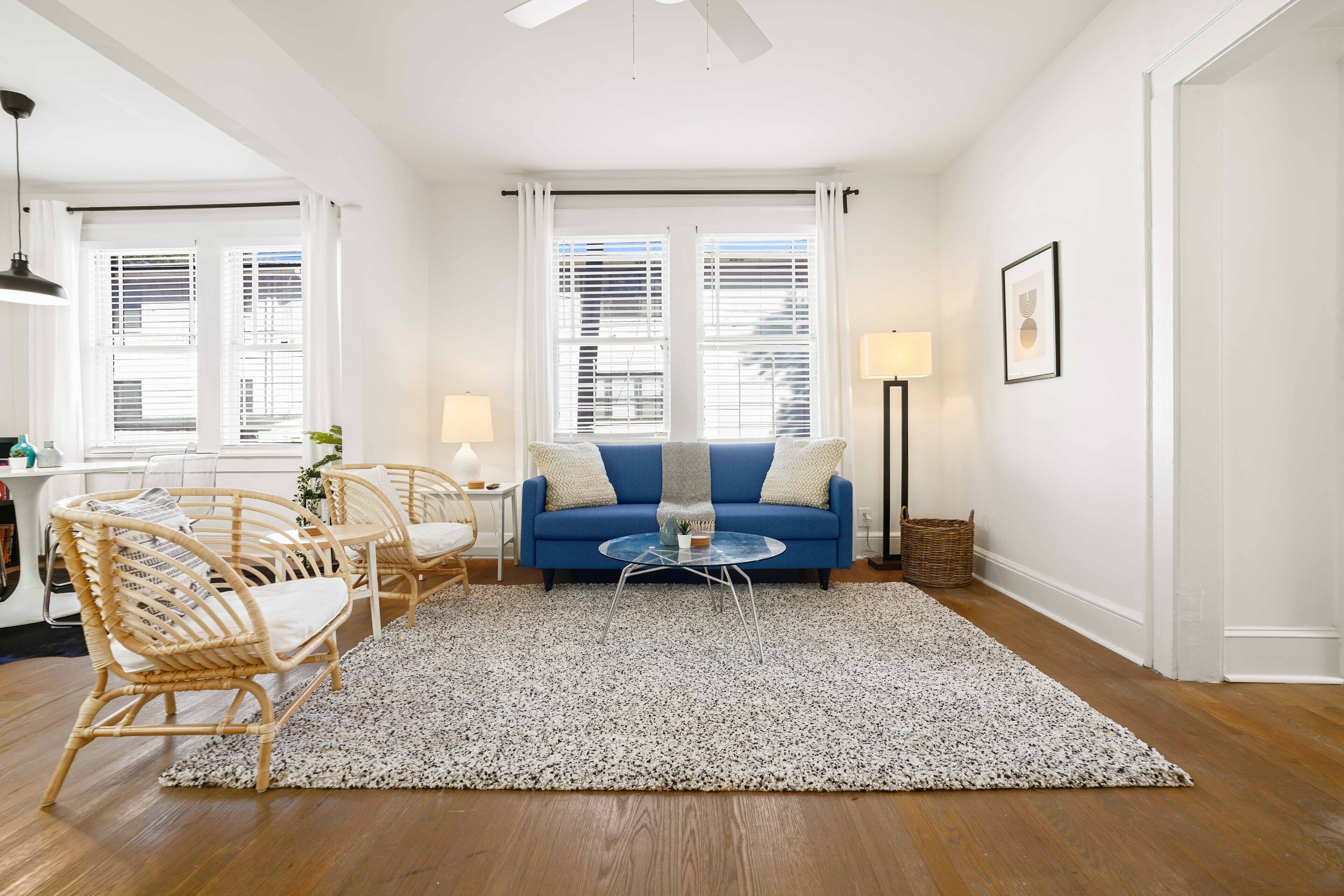 800 Furnished Apartments