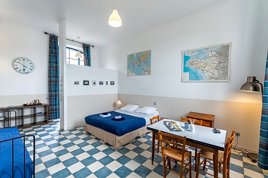 Le Domaine Des Ecoliers B&B