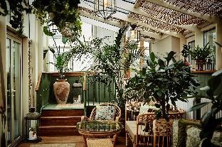Hotel Sanders