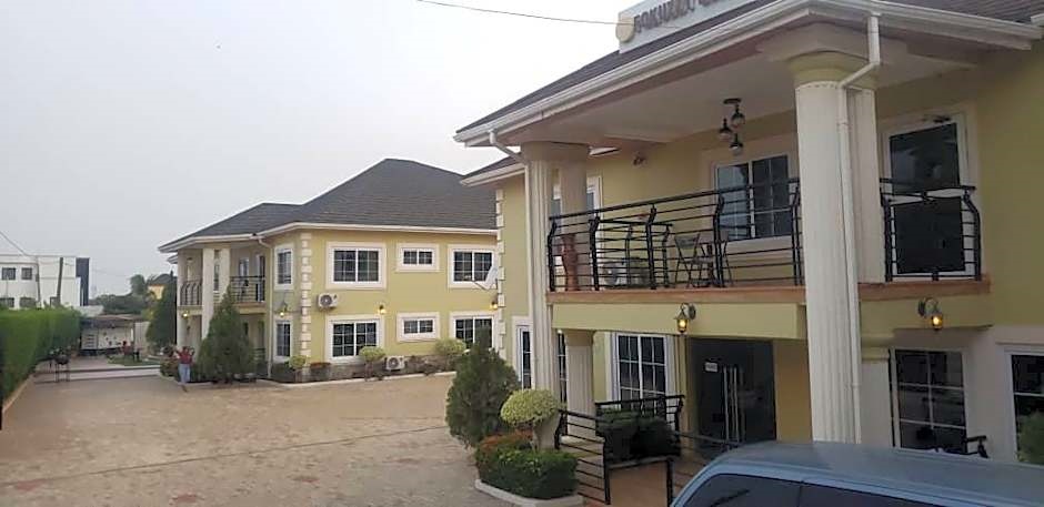 Fokuzzy Lodge