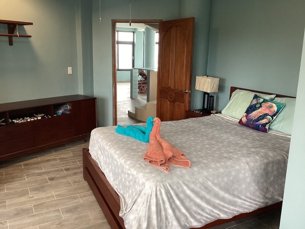 Mama Lola Bed and Breakfast