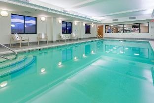 Holiday Inn Express & Suites Rochester-Victor