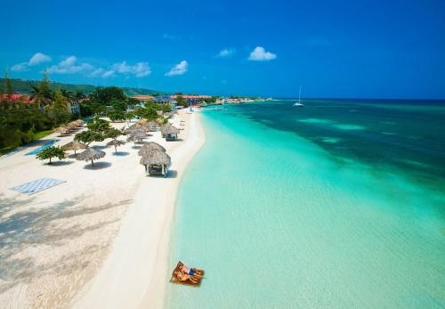 Sandals Montego Bay - All Inclusive Couples Only