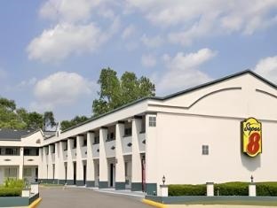 Clarion Pointe East Lansing University Area