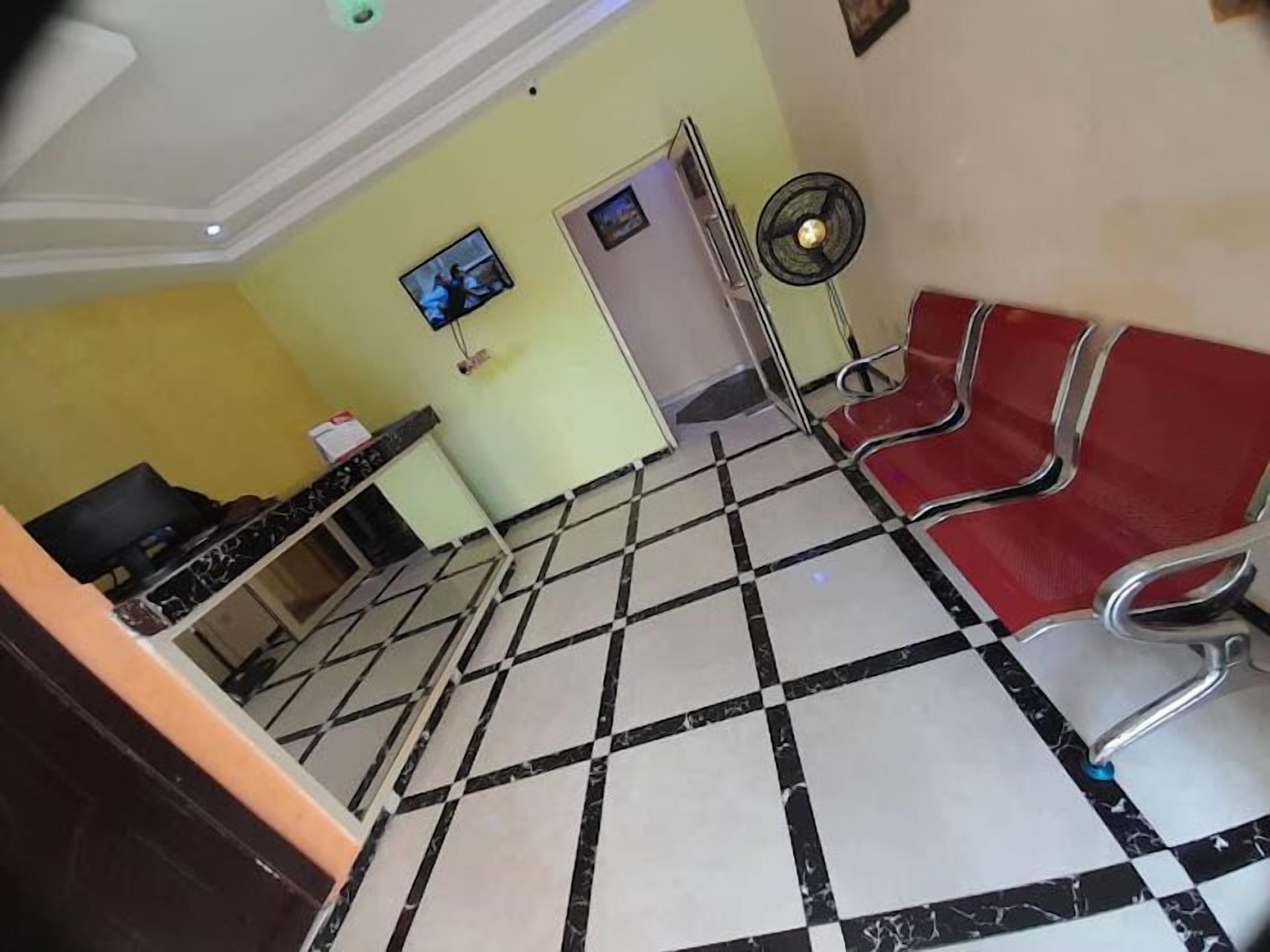 Dejoycool Hotel and Suites