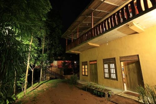 Sinharaja Eco Lodge