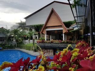 Bukit Daun Hotel and Resort