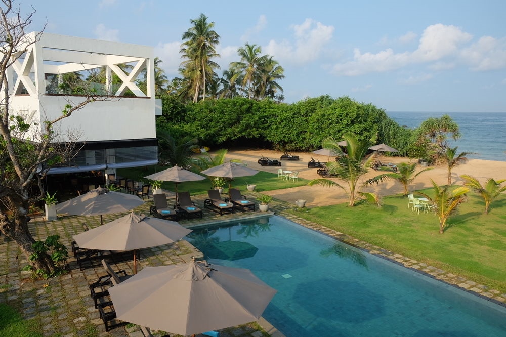 Calamansi Cove Villas