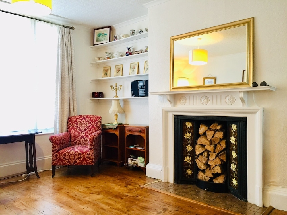 Entire Cottage Style Flat In Heart Of Wallingford