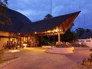 Cresta Mowana Safari Resort & Spa