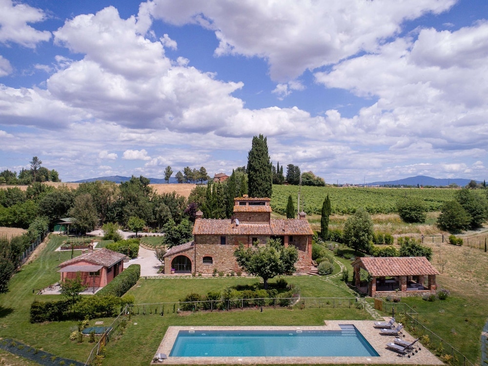 Belvilla by OYO Villa Ancano