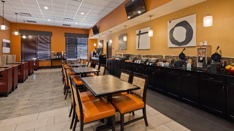 Best Western Plus North Platte Inn & Suites