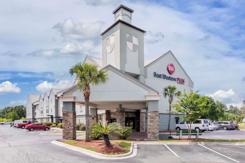 Best Western Savannah Airport Inn  Suites