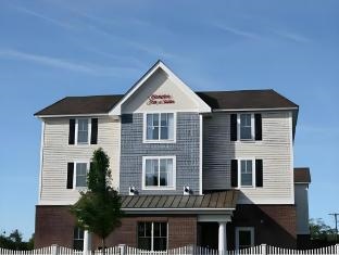 Hampton Inn & Suites Cape Cod-West Yarmouth