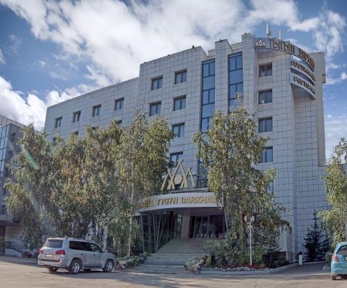 Tygyn Darkhan Hotel