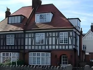 Robertsbrook Guest House