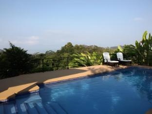 Alma De Ojochal (Adults Only)