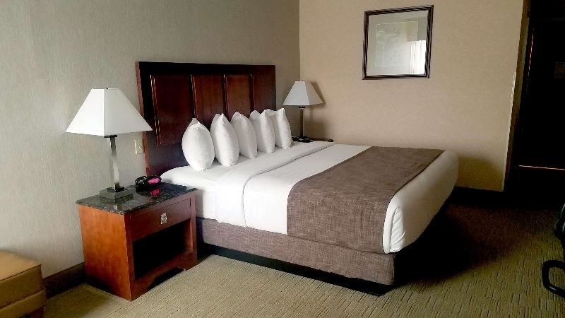 Best Western Staunton Inn