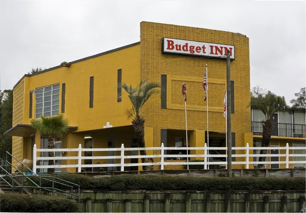 Budget Inn